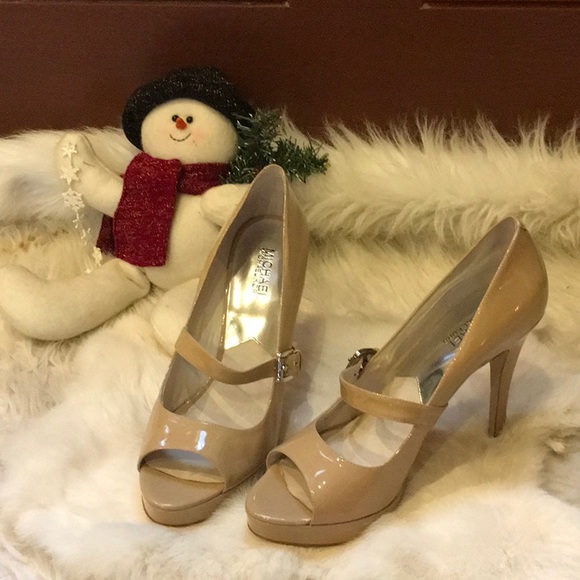 Michael Kors Heels - Picture 1 of 7